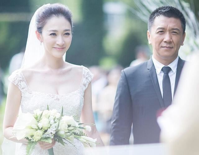 李小冉丈夫徐佳宁照片，徐佳宁和李小冉相识16年是男闺蜜