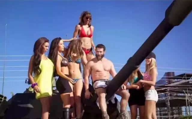 美国土豪丹·比尔泽兰（Dan Bilzerian）的奢华生活（照片）