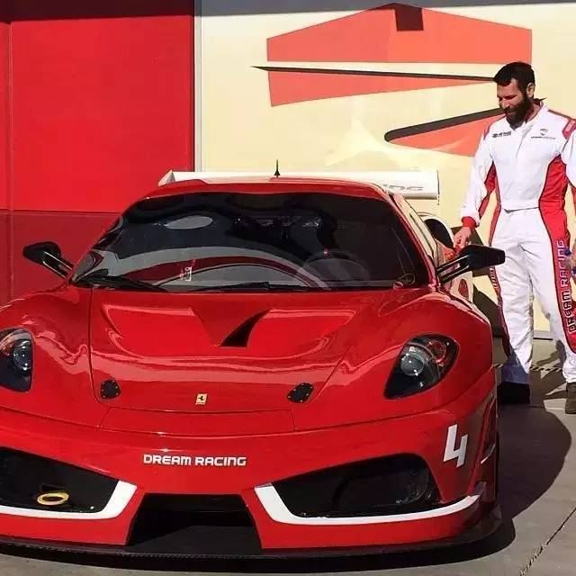 美国土豪丹·比尔泽兰（Dan Bilzerian）的奢华生活（照片）
