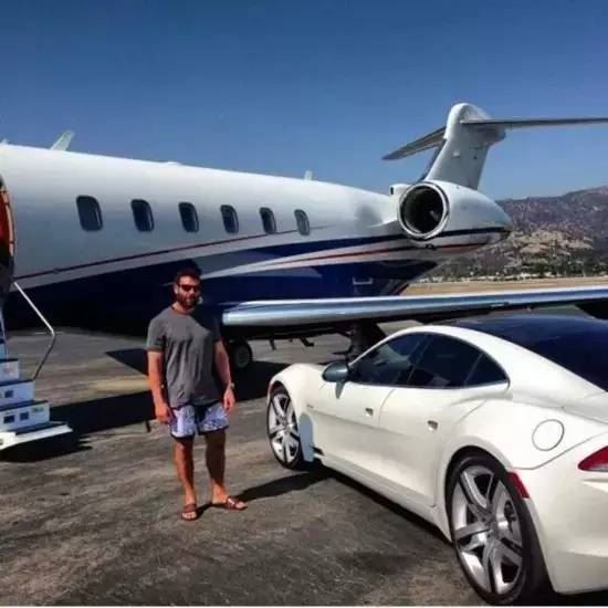 美国土豪丹·比尔泽兰（Dan Bilzerian）的奢华生活（照片）