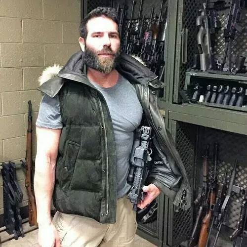美国土豪丹·比尔泽兰（Dan Bilzerian）的奢华生活（照片）