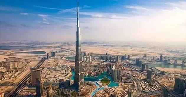 美国土豪丹·比尔泽兰（Dan Bilzerian）的奢华生活（照片）