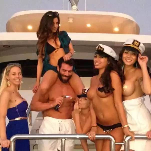 美国土豪丹·比尔泽兰（Dan Bilzerian）的奢华生活（照片）