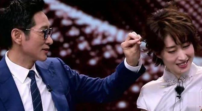 刘敏涛老公是王劲松吗?演员刘敏涛婚史及感情经历