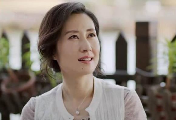 刘敏涛老公是王劲松吗?演员刘敏涛婚史及感情经历