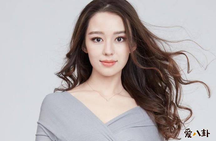 吉娜个人资料 颜值高身材好吉娜和郎朗年龄相差多大
