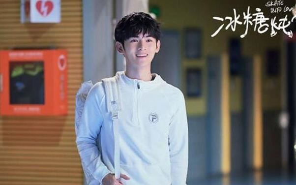 《冰糖炖雪梨》喻言的扮演者是谁，周历杰个人资料起底