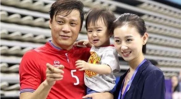 范志毅三任妻子分别是谁,范志毅现任老婆照片