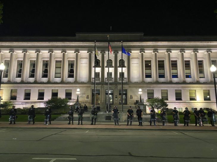 美国爆发大规模示威 黑人雅各布·布莱克（Jacob Blake）事件