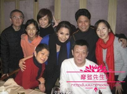 朱宝意现在的样子照片，朱宝意拍骚动的照片露点了吗？