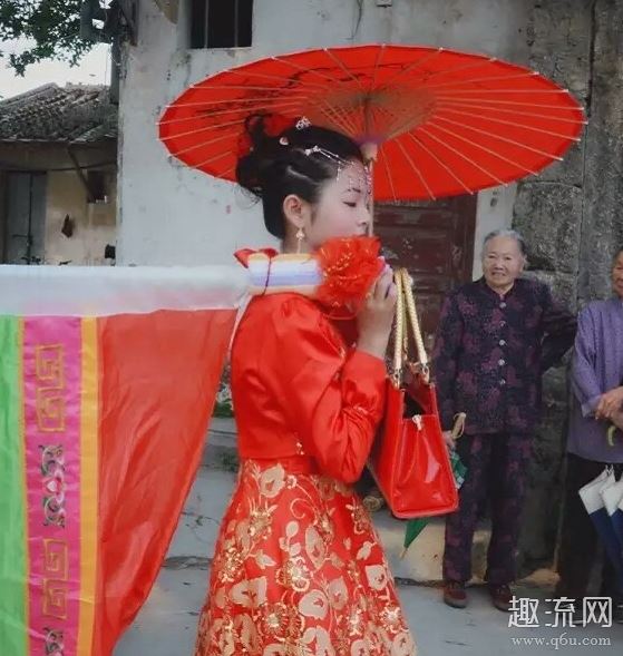 潮汕营标旗是什么意思 潮汕女孩抬旗是干什么