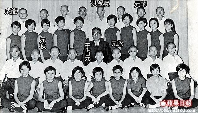 元秋年轻时候的照片,元秋和元华是什么关系?