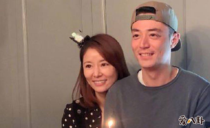 林心如离了婚是真的吗 晒与老公霍建华亲密照破离婚传闻