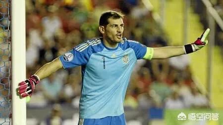 布冯,卡恩,卡西利亚斯到底谁是历史第一门将?