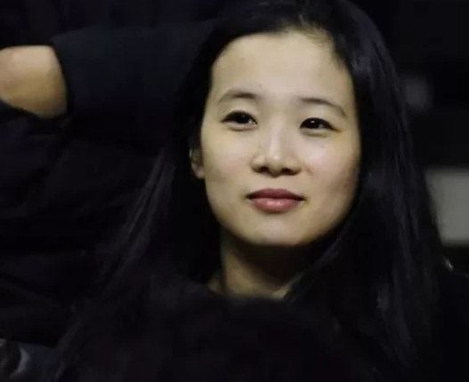 杨鸣老婆唐佳良巨富超有钱?唐佳良生活照组图