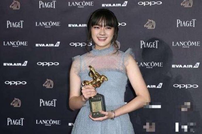 文琪是怎么当上演员的 详细个人资料起底系宝藏女孩一枚