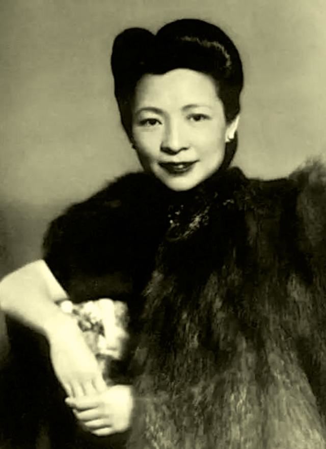 民国名媛严仁美一生：生于显赫大家族 曾祖严筱舫是李鸿章幕僚