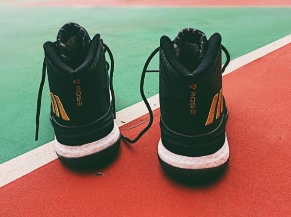 阿迪达斯罗斯8代战靴实战测评 adidas D Rose 8性能测试