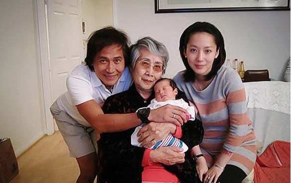 齐秦的老婆资料照片:齐秦与老婆相识相爱的故事