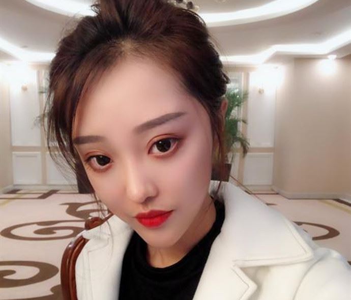 快手仙娜美被谁睡过,网曝师父仙洋出现在娜美的“闺房”