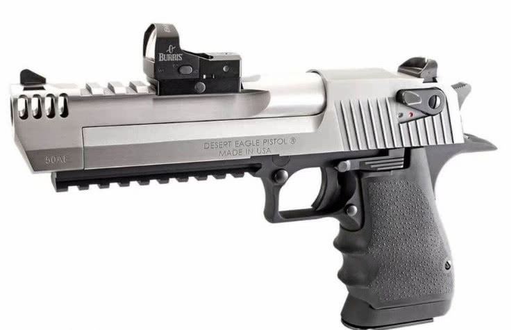 世界上威力最大的狙击枪：L115A3、CheyTacM200、AS50狙击步枪