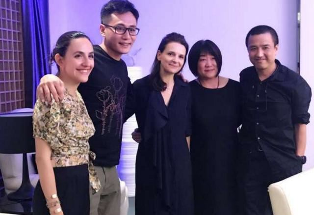 刘烨的老婆最新近照曝光,刘烨老婆安娜年轻时性感照片大全