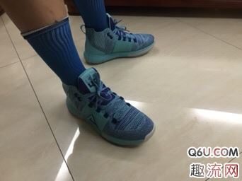 匹克霍华德3代黄蜂开箱测评 HD3黄蜂上脚图赏析