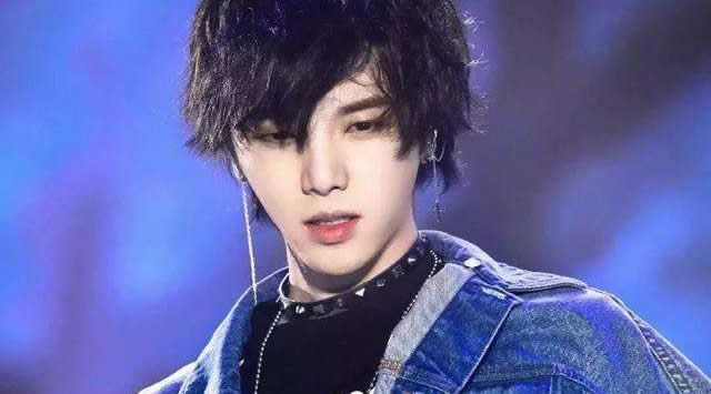 金晨整容呀对比(张超金晨电视剧)