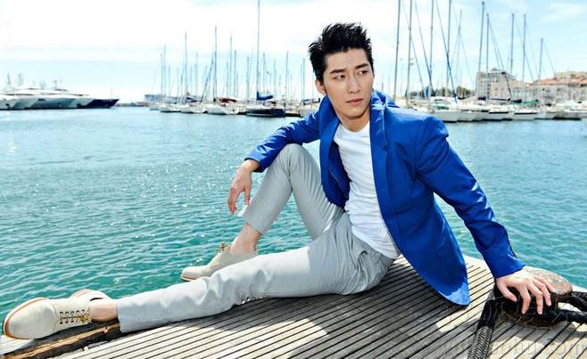 金晨整容呀对比(张超金晨电视剧)