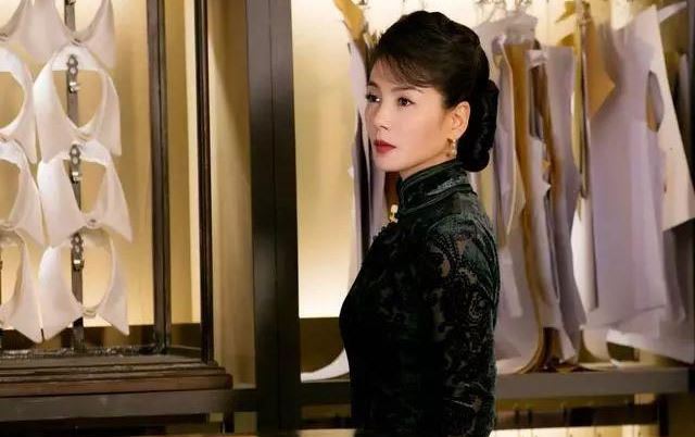 金晨整容呀对比(张超金晨电视剧)