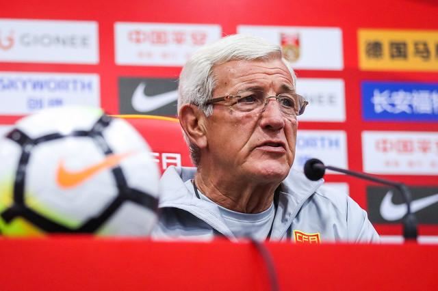 高洪波和里皮，为什么在输了比赛之后，马上在发布会上宣布辞职？