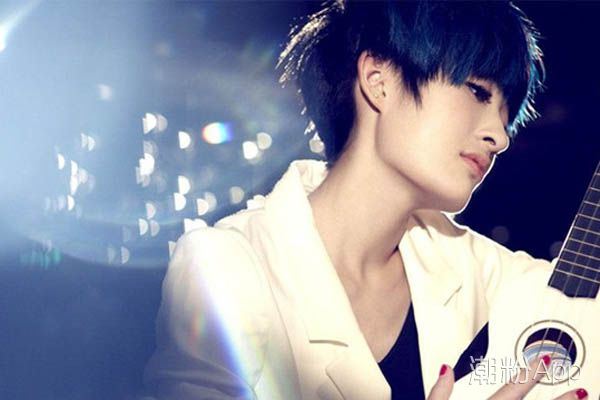 曾轶可怎么消失了 被高晓松罗永浩力挺的她现在在干嘛