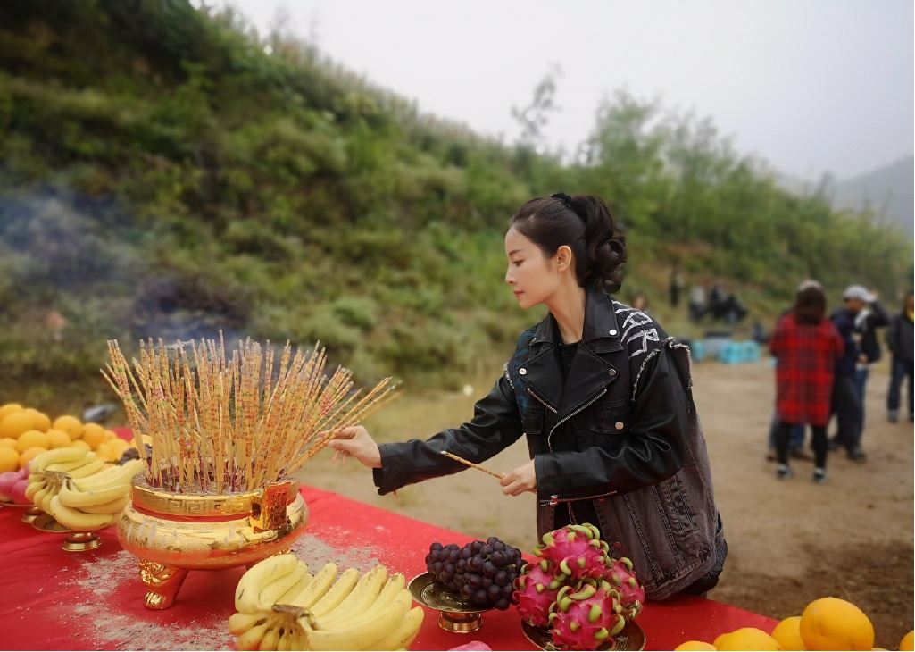 李芯逸老公是谁结婚了吗,她是几线明星?