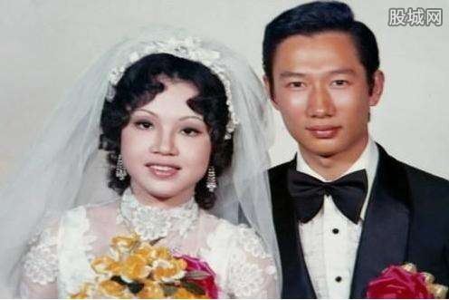 李嘉诚的妻子庄月明 庄月明年轻时候照片