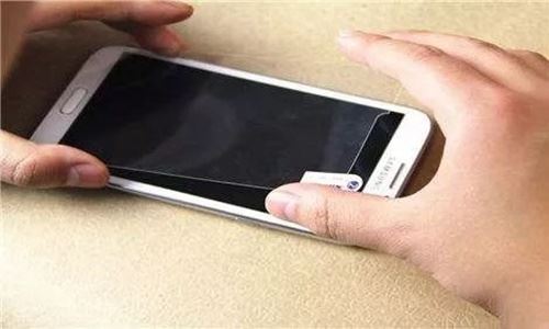 摆地摊卖什么最赚钱而且很受欢迎？2020最火的地摊经济