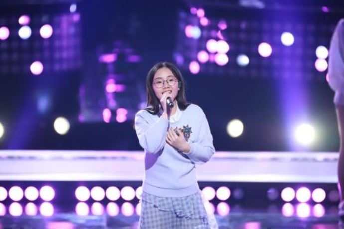 郭沁为什么坐在椅子上 叶炫清输给郭沁原来是选错人了