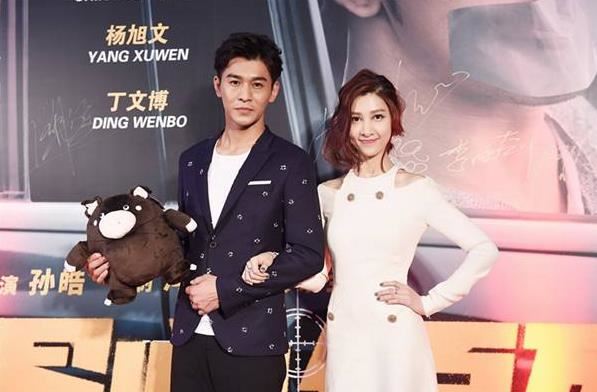 乔振宇的老婆个人资料，乔振宇和老婆结婚照