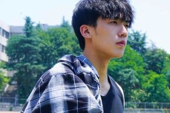 演员卢东旭是哪里人,卢东旭个人资料起底