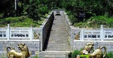 三星堆预言是怎么回事 三星堆挖掘诡异事件不敢研究了?