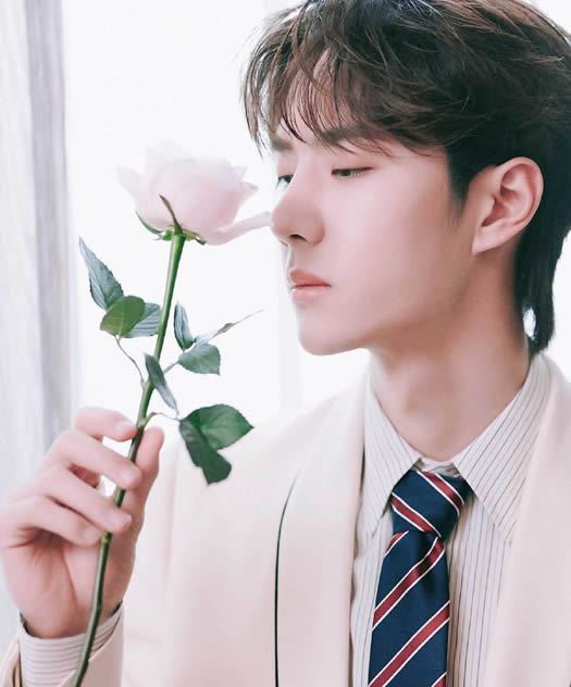 王一博个人资料简介详细(王一博原名叫什么)