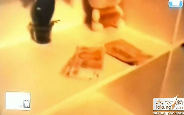 警方证实“薛蛮子”涉嫌嫖娼聚众淫乱 被抓现行画面曝光