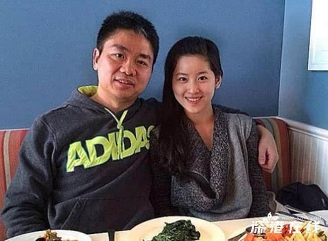 中国十大富豪的老婆 哪一个最美?
