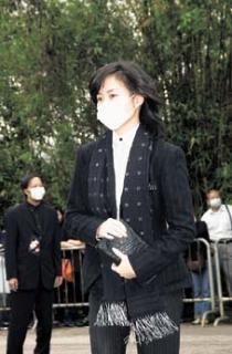 张国荣出殡现场百位大牌明星哀悼（图）