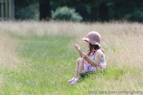 薄案牵涉的女主播姜丰竟如此幸福