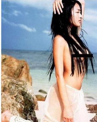 性感女神钟丽缇早年大尺度写真曝光(图)