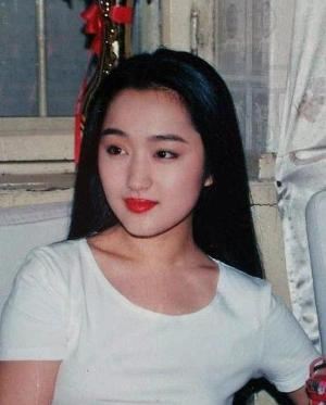 杨钰莹被传为赖文峰堕胎四次内幕(图)