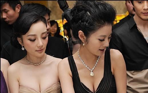 胸又不见了？扒扒辣妈李小璐匪夷所思的“胸”路历程