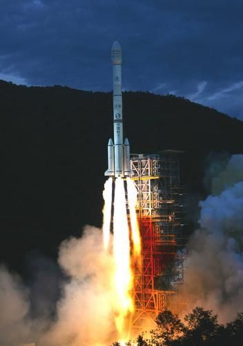 “中星九号”直播卫星在西昌发射升空