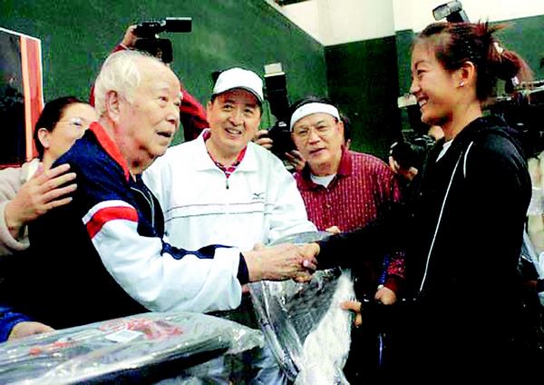 揭秘中共仍健在元老近况