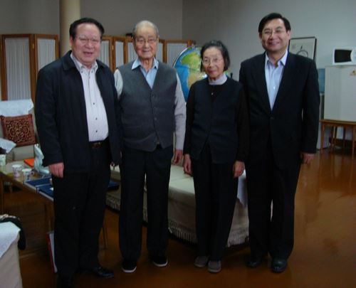 揭秘中共仍健在元老近况